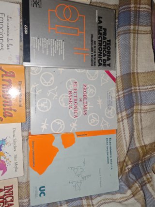 Pack de 15 libros variados