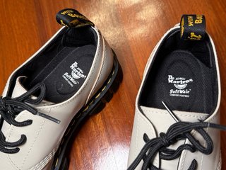 Zapatos Dr. Martens Audrick Plataforma Piel Beige