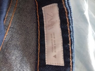 Pantalones vaqueros Zara azules