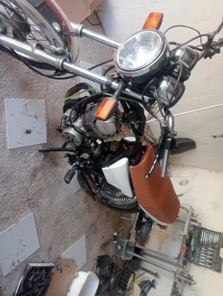 Moto Yamaha SR 250 (1989)