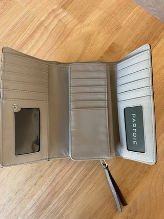 Cartera de mano Parfois beige y marrón