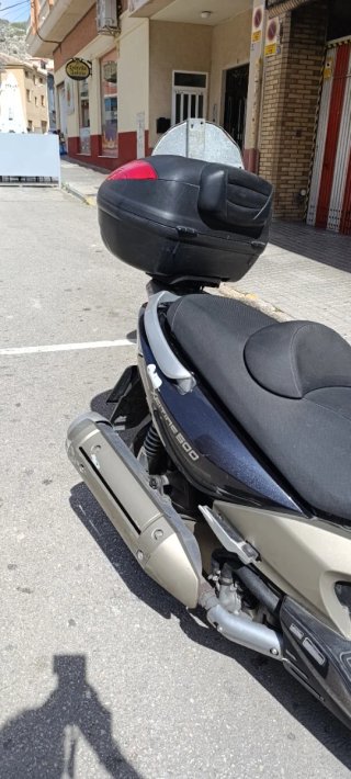 Kymco Xciting 500 Maxi Scooter Automática