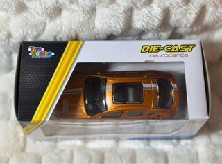 Macchinina in metallo City Race 1:43
