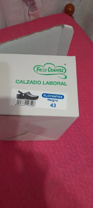 Zuecos negros trabajo hombre