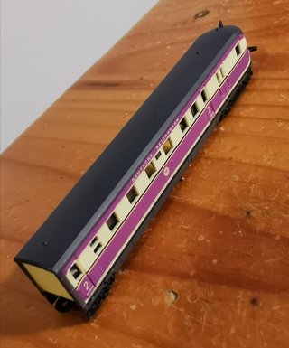 Locomotora de tren estática escala Z 1:220 luz 12V