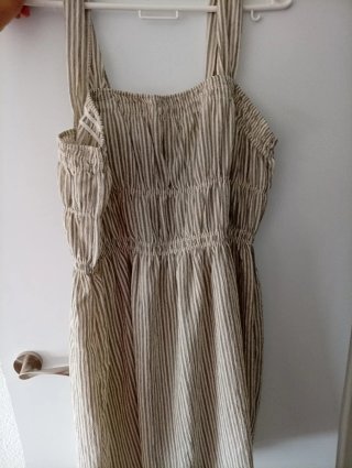 Vestido de mujer con rayas