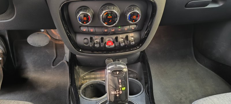 MINI Clubman 2022, foto 12