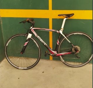 Bicicleta CBT Italia.