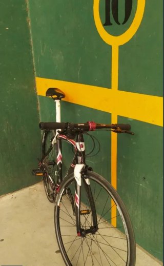 Bicicleta CBT Italia.