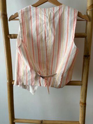Chaleco Barey Rayas Beige y Rosa