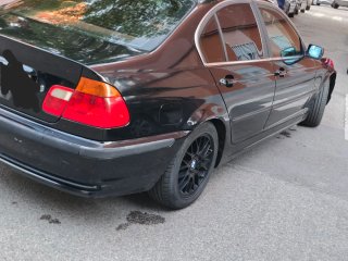 BMW Serie 3, 323 i,  2002