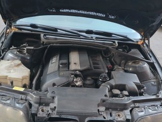 BMW Serie 3, 323 i,  2002