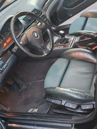 BMW Serie 3, 323 i,  2002