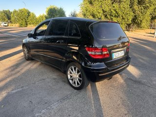 Mercedes-Benz Clase B 180