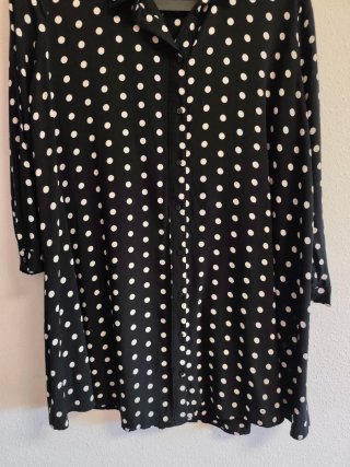 Camisa larga oversize de chica talla 38.