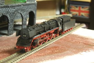 Locomotora Liliput 105 03 H0