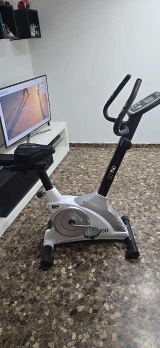 Bicicleta Estática BH Fitness