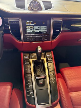 Porsche Macan 2015