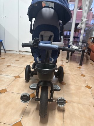 Carrito de paseo azul