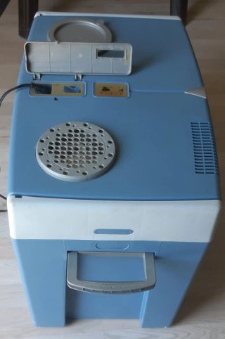 Nevera Portátil Mobicool 34L
