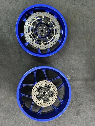 Yamaha R1 - Lista para circuito