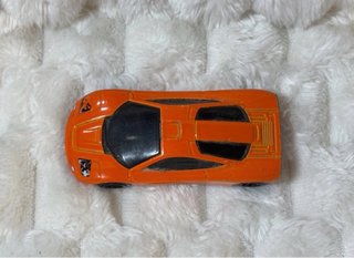 Hot Wheels McLaren Arancia