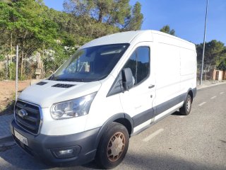 Ford E-Transit Courier 2020