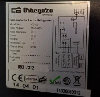Vinoteca Orbegozo 8 botellas