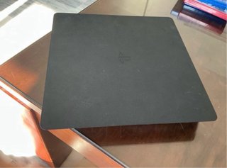 PS4 con 3 mandos