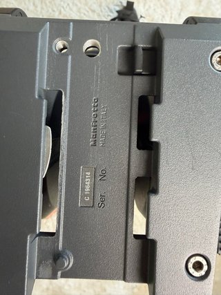 Trípode Manfrotto 546B + Cabezal Fluido 504HD