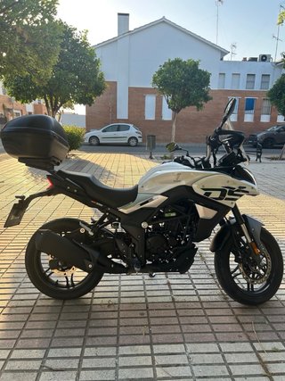 Moto Voge 300 DS edición limitada