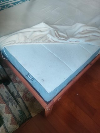 Cama Solteiro IKEA 90x200 + Colchão