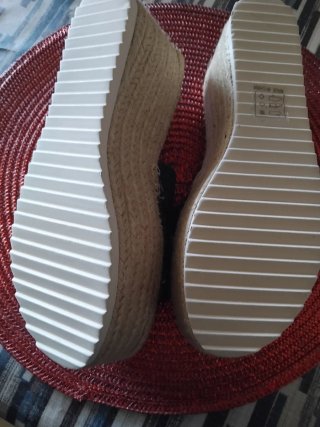Ciabatte donna beige e nere taglia 39
