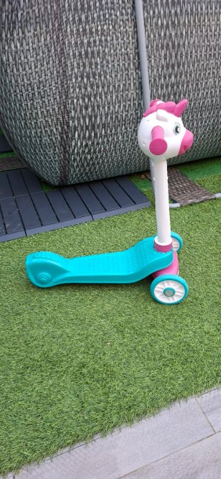 Patinete infantil unicornio 3 ruedas
