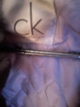 Chaqueta Calvin Klein con capucha Negra