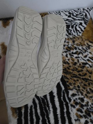 Calçado de segurança Delta Plus branco