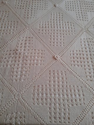 Colcha ganchillo beige