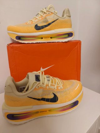 Zapatillas Nike Vomero Premium