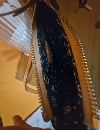 Borsetta a tracolla monogram marrone e oro