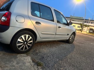 Se vende Renault Clio 2, motor 1,5dci 65cv