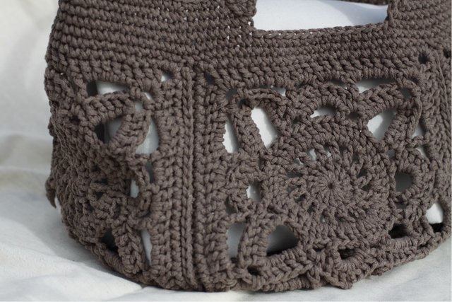 Bolso de crochet estilo granny