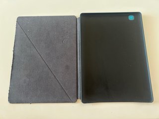 Cover Kobo Aura One Originale Nera