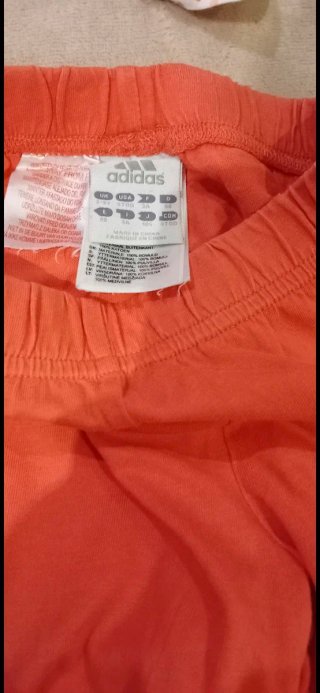 Conjunto Adidas niña blanco y naranja