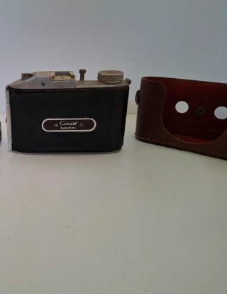 Cámara Vintage Comet II con funda