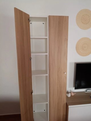 Armario Almacenaje Ikea puerta color roble