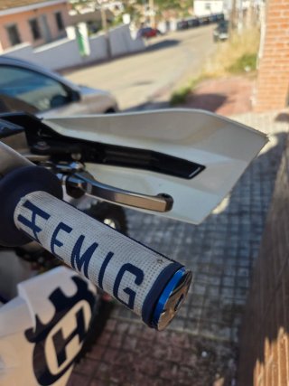 Husqvarna TE300 TPI Enduro Moto