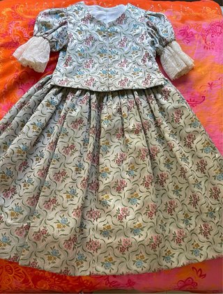 Vestido de fallera niña con flores, tela exclusiva