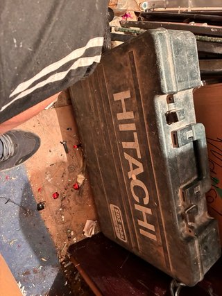 Martillo percutor Hitachi DH4018 profesional