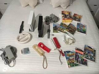 Consolas Nintendo Wii Blanca y Negra