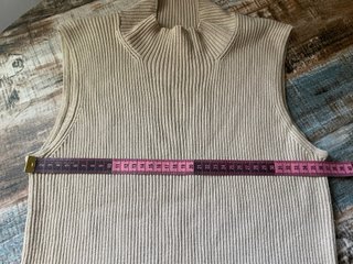 Blusa sin mangas Carolina Herrera Talla L
